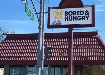 bored-ape-restaurant-bored-hungry-the-first-to-accept-apecoin-ape