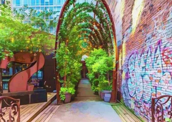 nomo-soho-is-the-first-u-s-hotel-to-offer-reservations-through-nfts