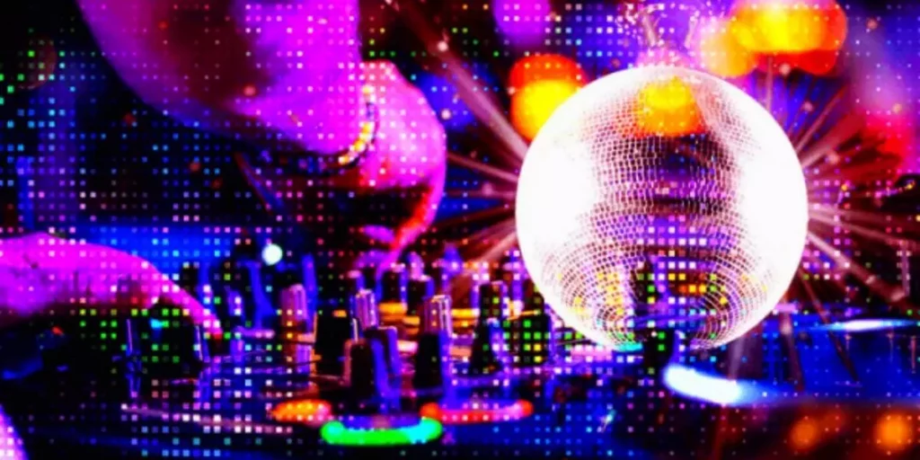 party-degenerates-ushuaia-ibiza-and-hi-ibiza-make-ibiza-the-nft-island