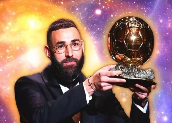 karim-benzema-wins-ballon-dor-2022-and-receives-a-replica-at-nft