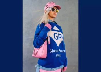 givenchy-launches-phygital-nft-collection-as-part-of-collaboration-with-bstroy