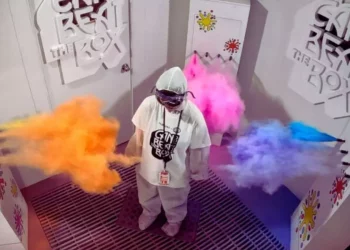 Samsung's new Augmented Reality Game shoots powder if you lose