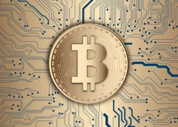 Bitcoin could reach $200,000, but will drop below $20,000 first, according to Bloomberg